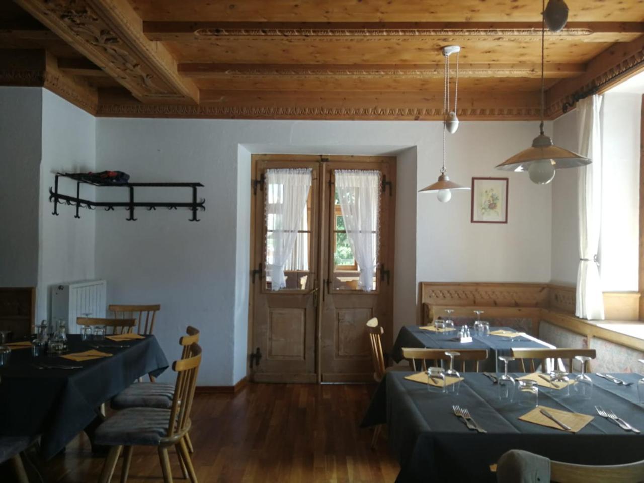 Отель Gasthaus Weisskugel Маллес-Веноста Экстерьер фото